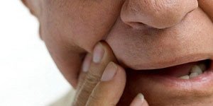 dental-emergency-tips dental-emergency-tips